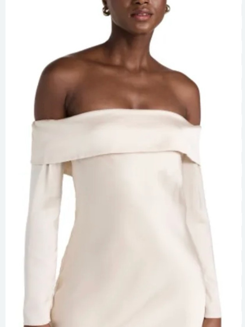 Reformation MAVES DRESS
ALMOND-L
24